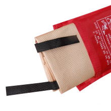 Portable heavy duty kitchen fire blankets